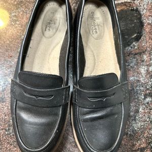 Women’s Clarks shoes. Black loafers size 9 1/2.